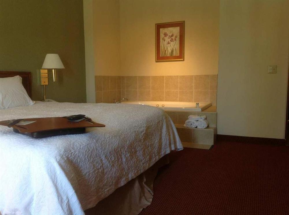 Hampton Inn Covington/Mandeville Szoba fotó